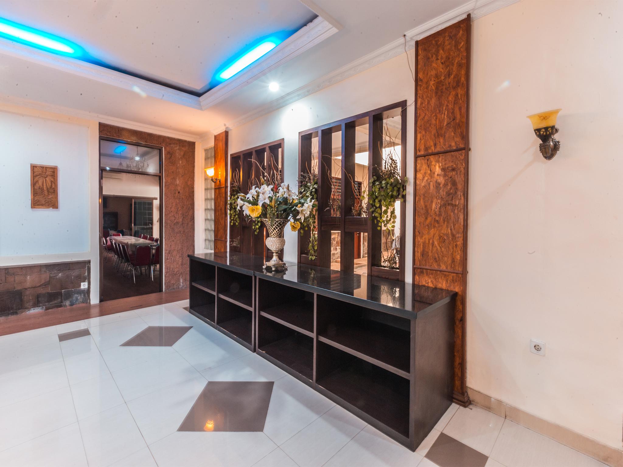 Oyo 1667 Wisma Lux Barkah Τζακάρτα Εξωτερικό φωτογραφία