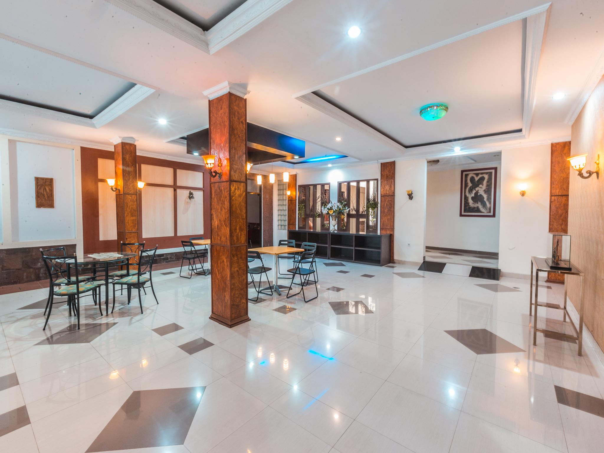 Oyo 1667 Wisma Lux Barkah Τζακάρτα Εξωτερικό φωτογραφία